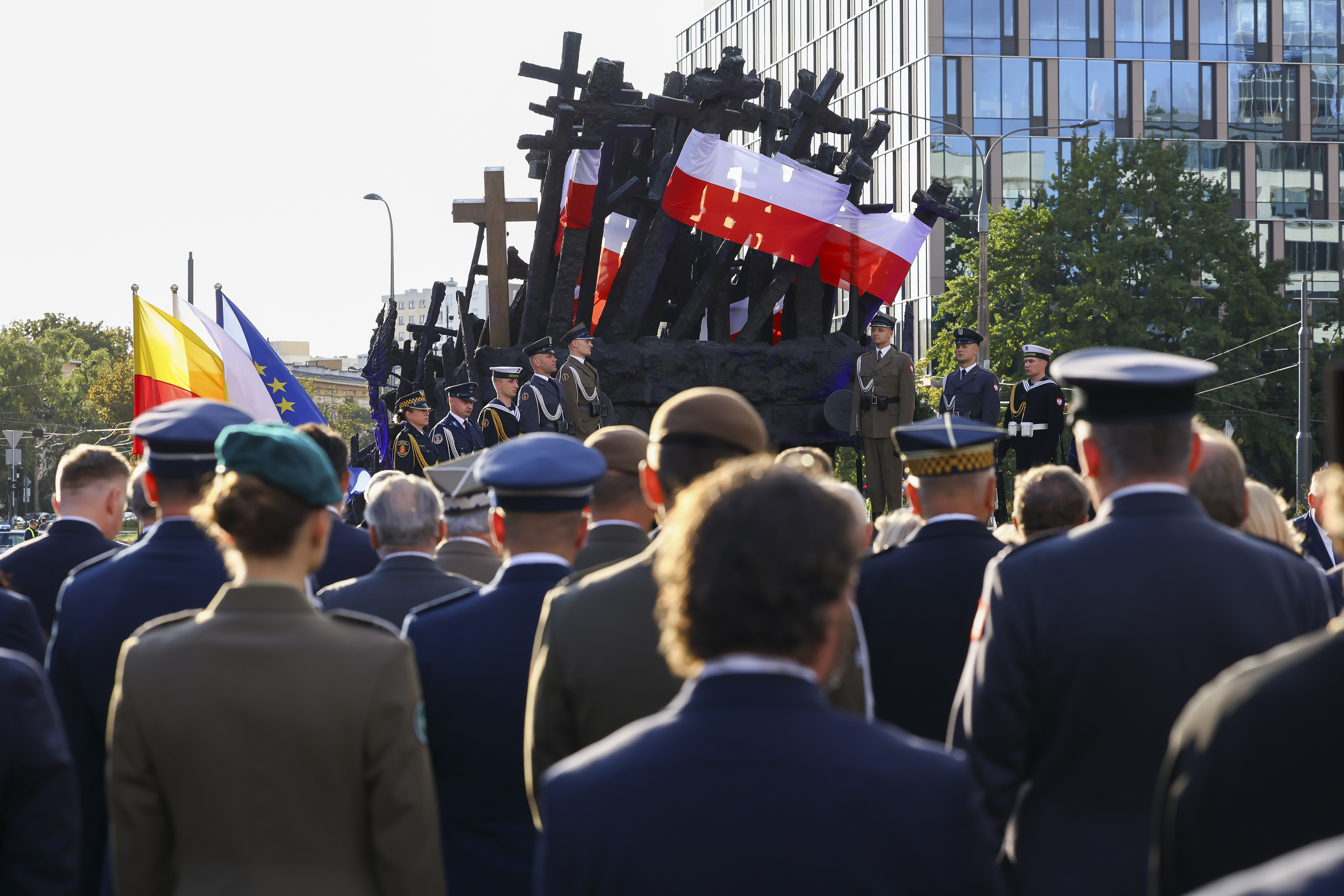 87 lat od sowieckiej agresji na Polskę. Uroczystości przed Pomnikiem Poległym i Pomordowanym na Wschodzie