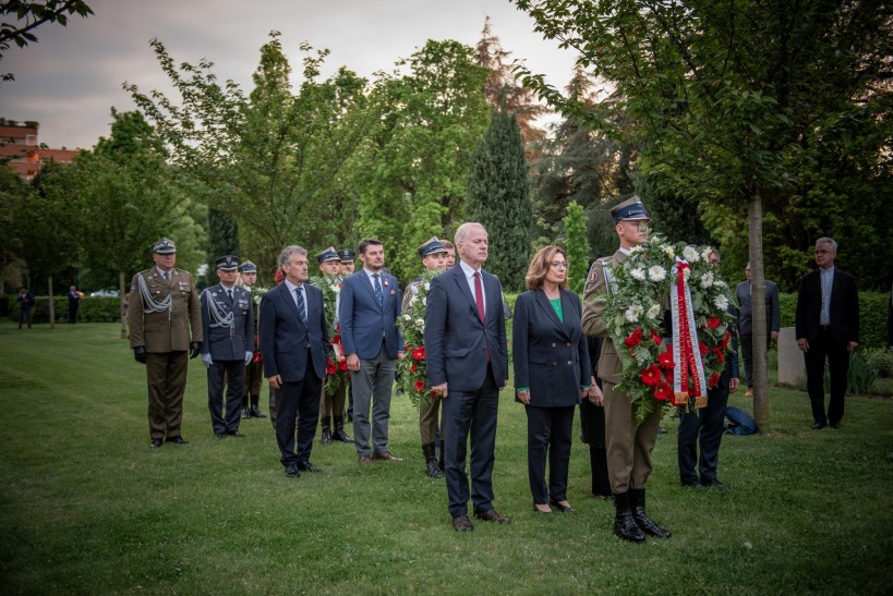 drugi dzien uroczystosci we wloszech  foto arbara jamrocha  udskior drugi dzien uroczystosci we wloszech  foto arbara jamrocha  udskior