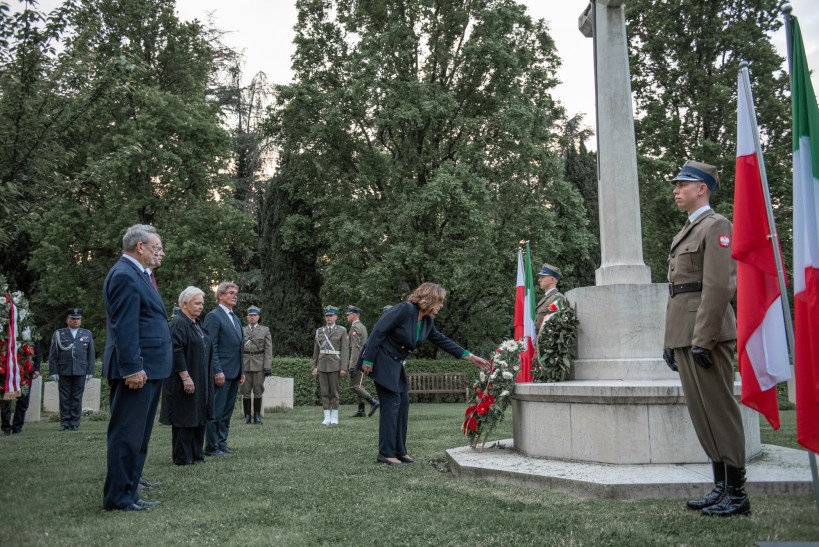 drugi dzien uroczystosci we wloszech  foto arbara jamrocha  udskior drugi dzien uroczystosci we wloszech  foto arbara jamrocha  udskior