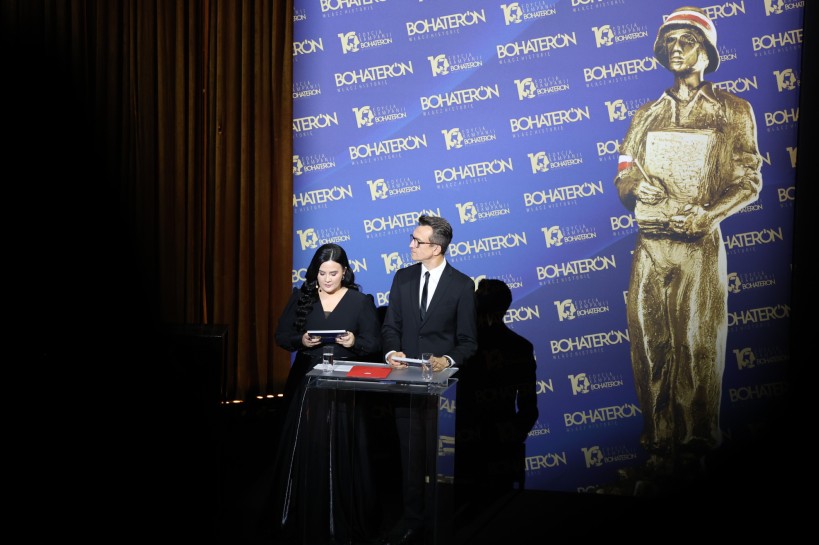 2025.11.12   bohateron  