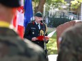 16.10   pomnik przy ambasadzie kanady