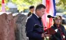16.10   pomnik przy ambasadzie kanady