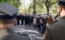 16.10   pomnik przy ambasadzie kanady