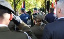 16.10   pomnik przy ambasadzie kanady