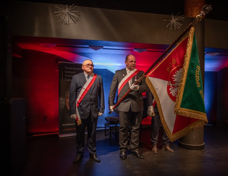 Wreczenie sztandaru Lubin fot. Barbara Jamrocha UdSKiOR 31 Wreczenie sztandaru Lubin fot. Barbara Jamrocha UdSKiOR 31